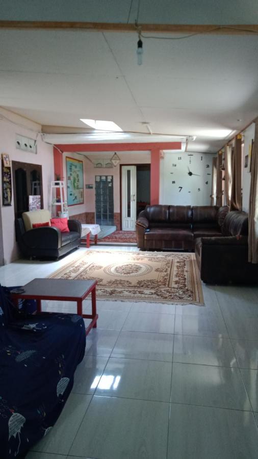 Belitung Backpacker Apartment Tanjung Pandan Exterior photo