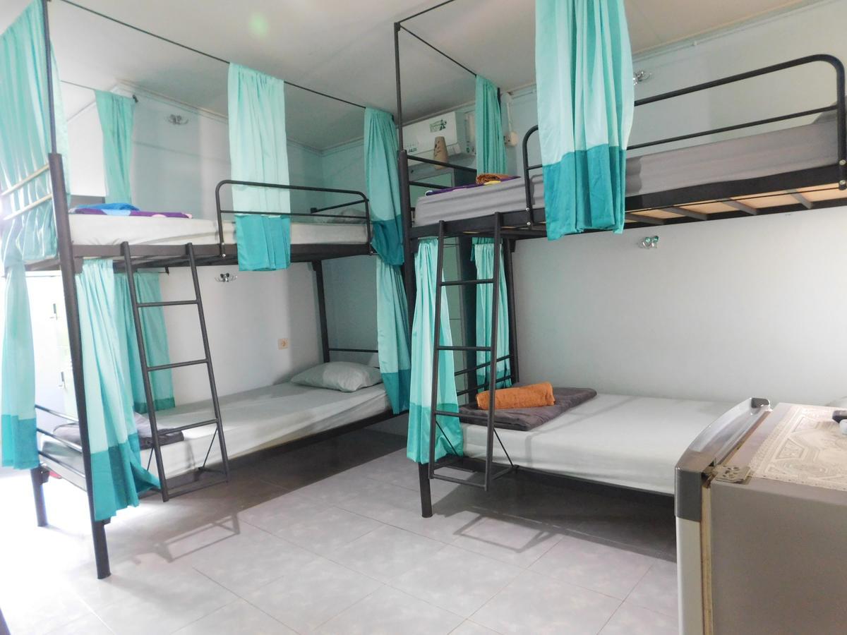 Belitung Backpacker Apartment Tanjung Pandan Exterior photo