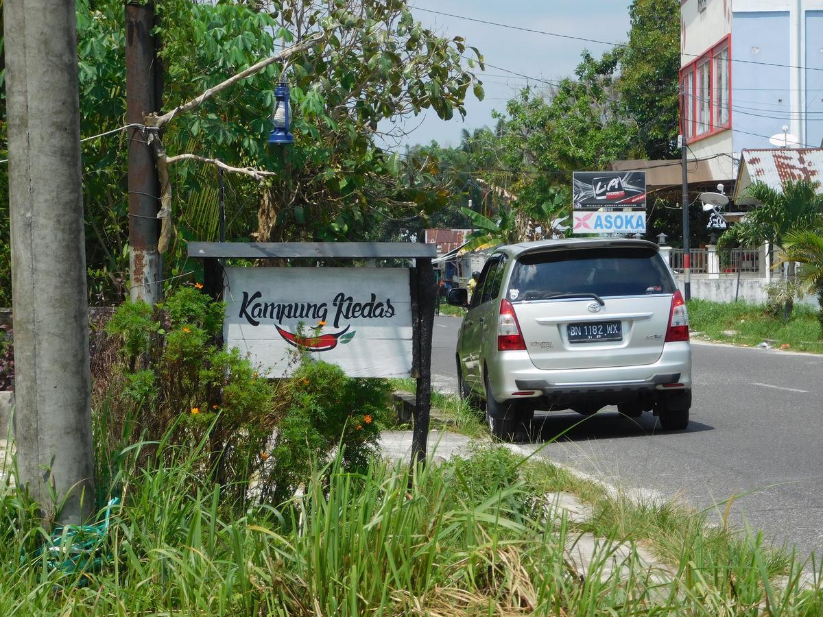 Belitung Backpacker Apartment Tanjung Pandan Exterior photo